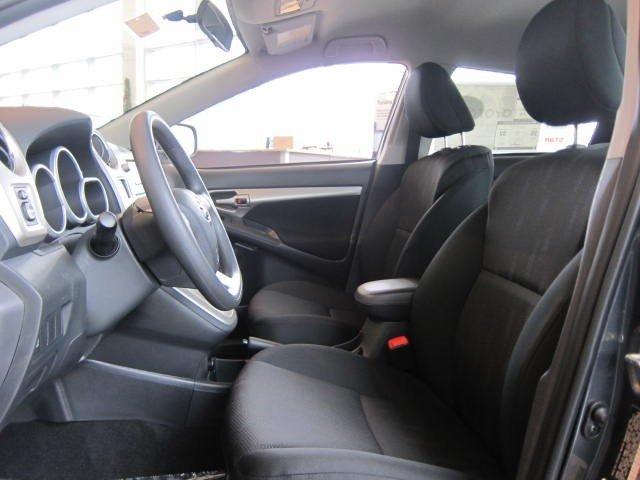 Toyota Matrix 2011 photo 3