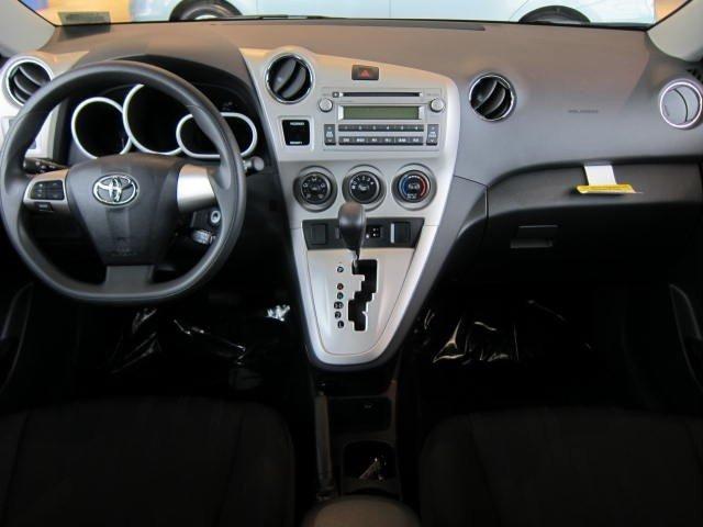 Toyota Matrix 2011 photo 4