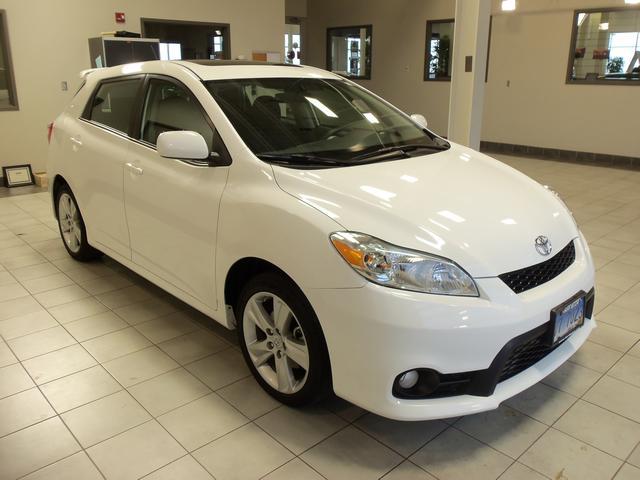 Toyota Matrix 2011 photo 3