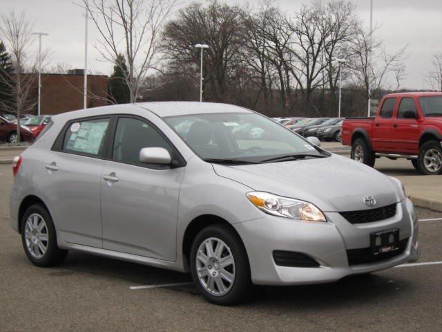 Toyota Matrix ESi Sport Utility