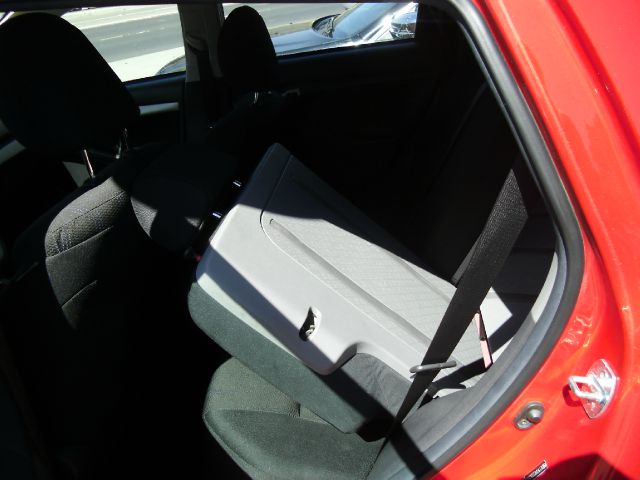 Toyota Matrix 2011 photo 1