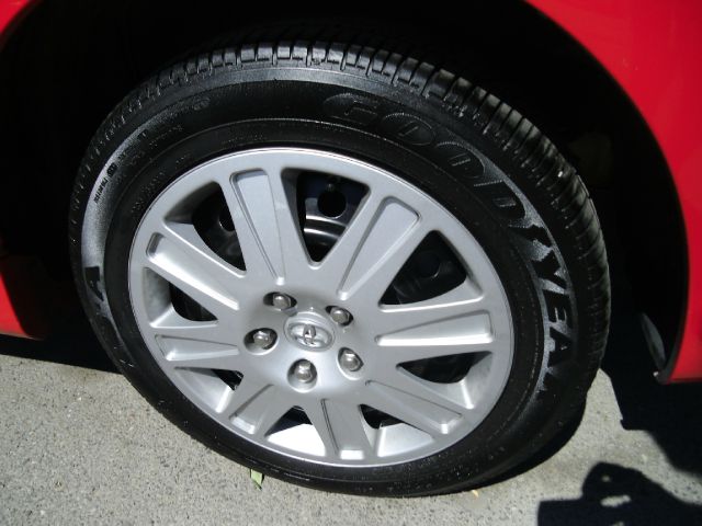 Toyota Matrix 2011 photo 3