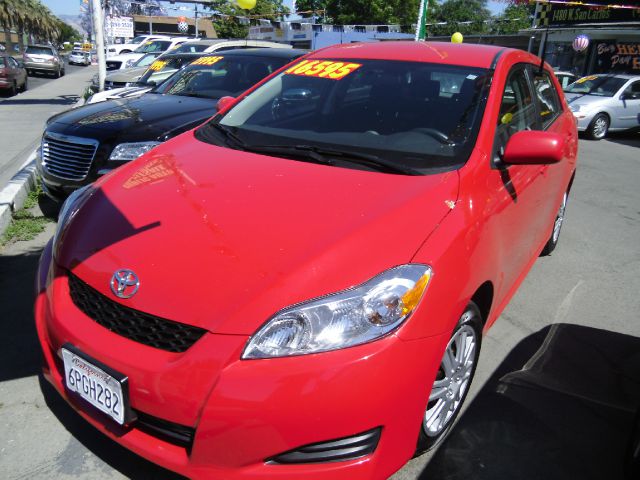 Toyota Matrix 2011 photo 8