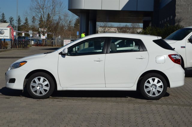 Toyota Matrix 2012 photo 4