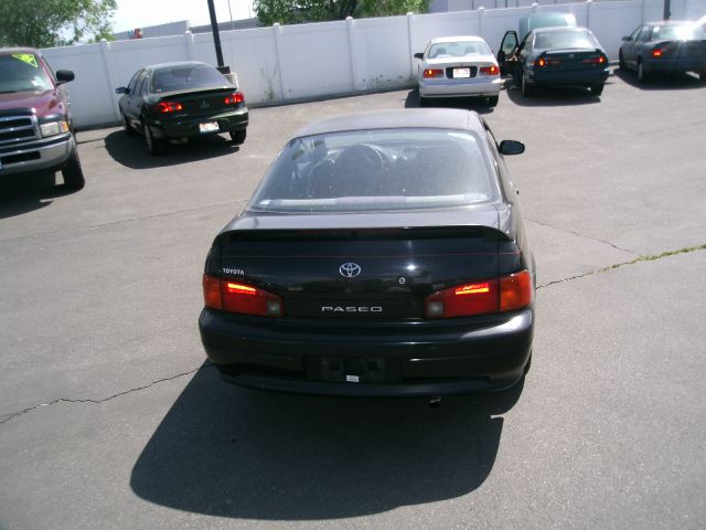 Toyota Paseo 1995 photo 2