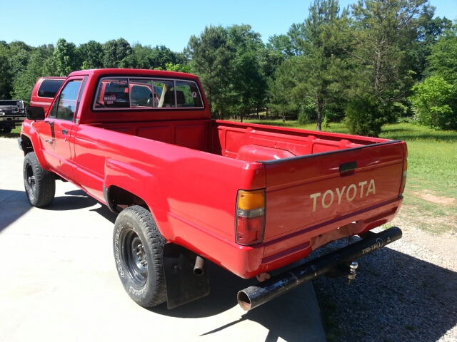 Toyota Pickup 1985 photo 9