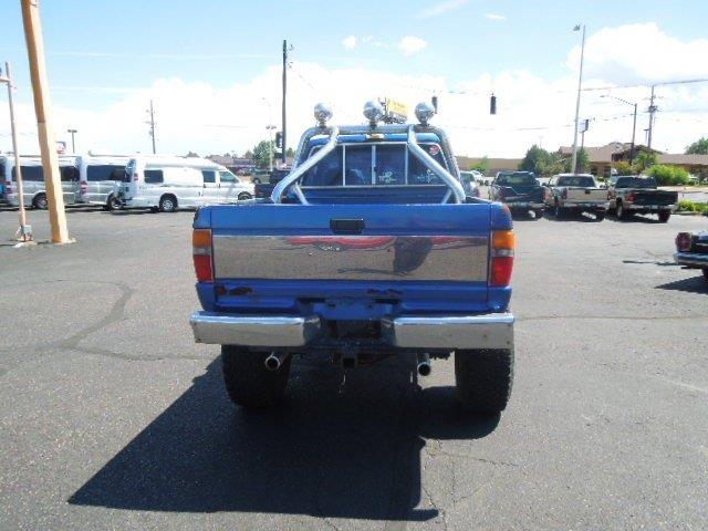 Toyota Pickup 1986 photo 3