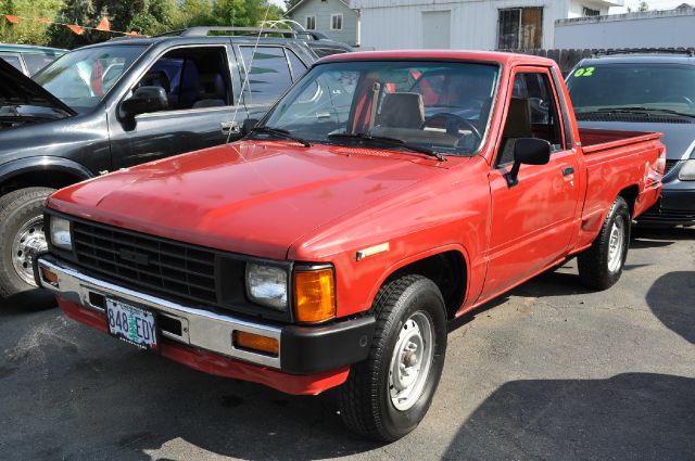 Toyota Pickup 1986 photo 1