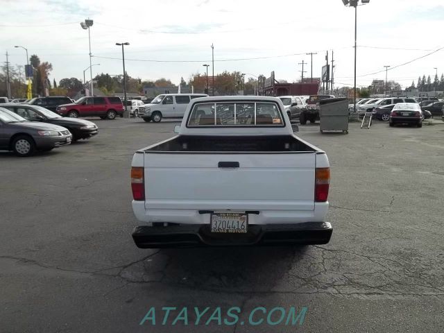Toyota Pickup 1988 photo 3