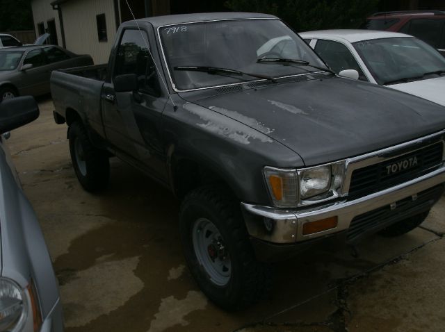 Toyota Pickup 1989 photo 1