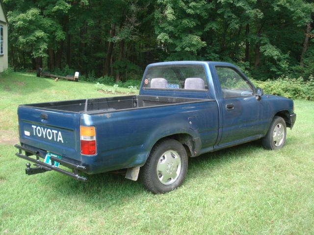 Toyota Pickup 1989 photo 2