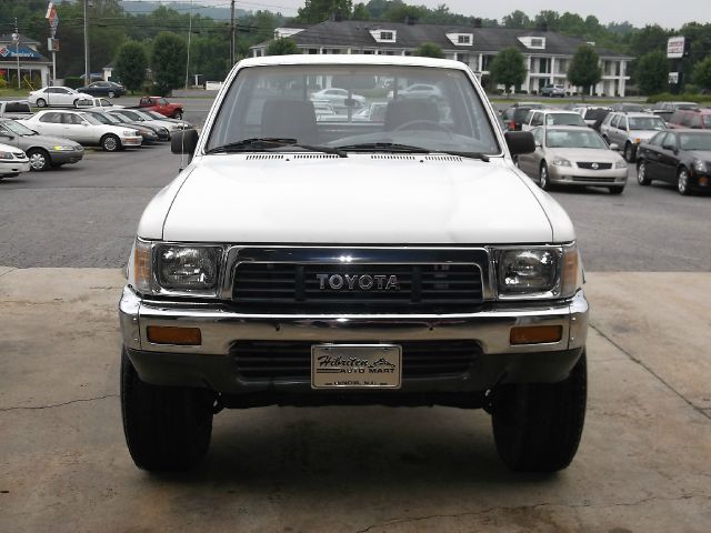Toyota Pickup 1991 photo 2