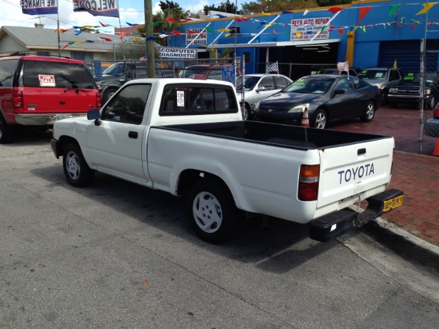 Toyota Pickup 1994 photo 2
