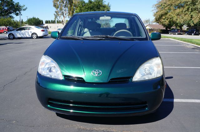 Toyota Prius 2001 photo 2
