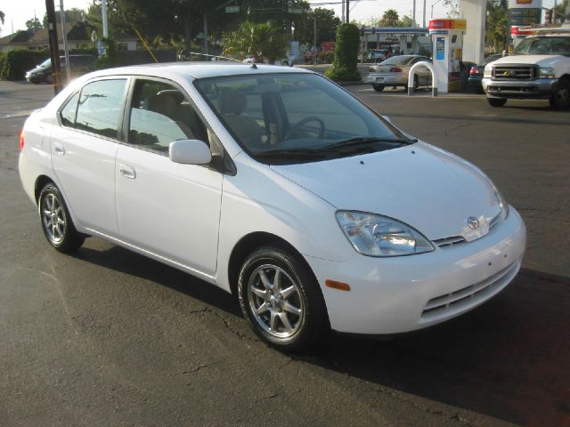 Toyota Prius 2002 photo 1