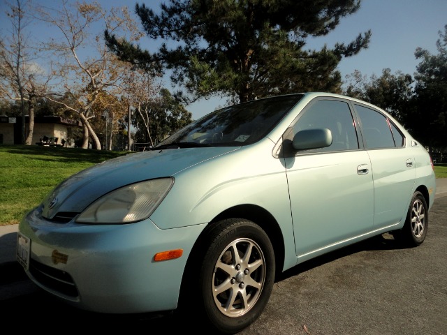 Toyota Prius 2002 photo 1