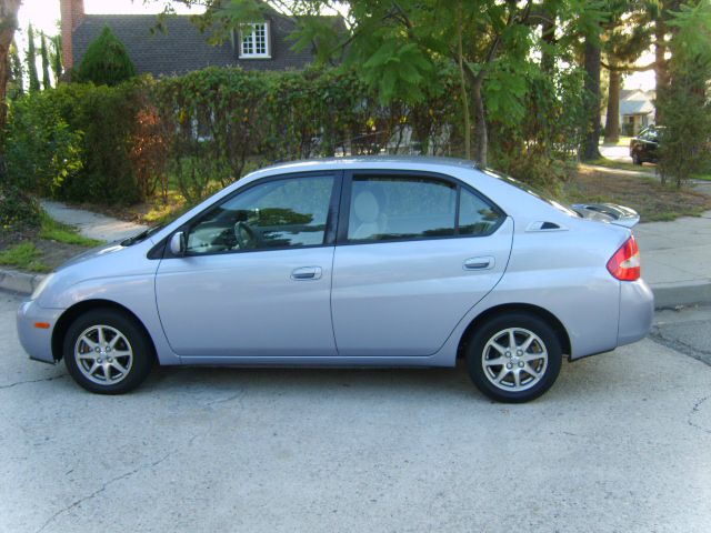 Toyota Prius 2002 photo 2