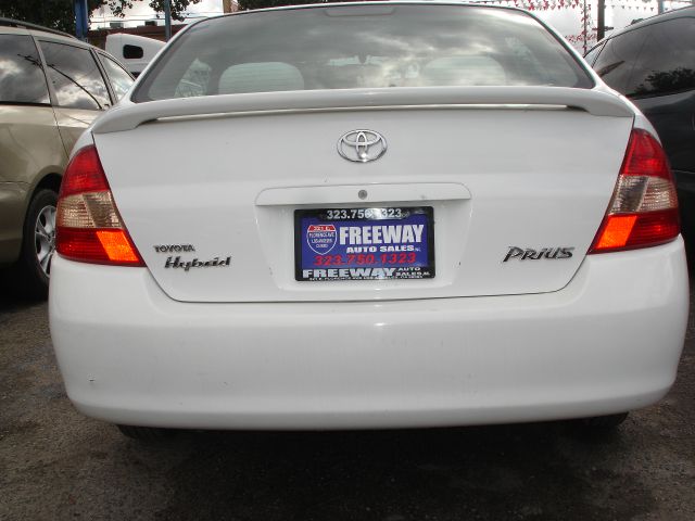 Toyota Prius 2002 photo 3