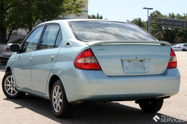 Toyota Prius 2003 photo 2