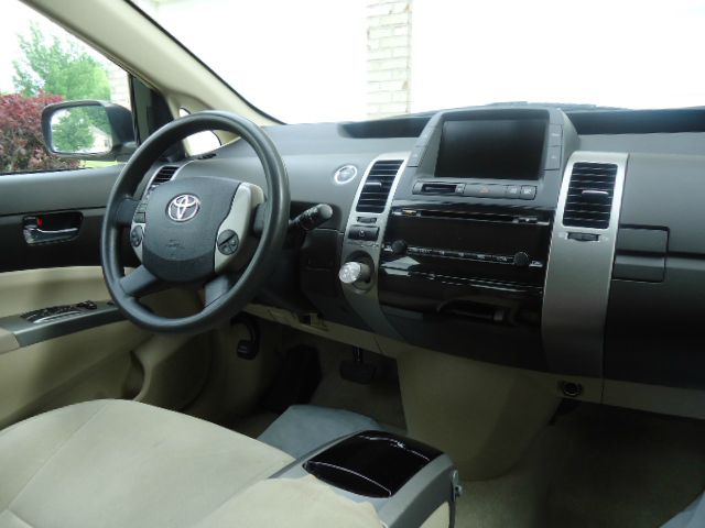 Toyota Prius 2004 photo 6