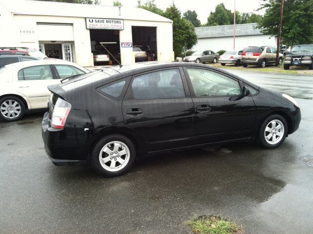 Toyota Prius 2004 photo 1