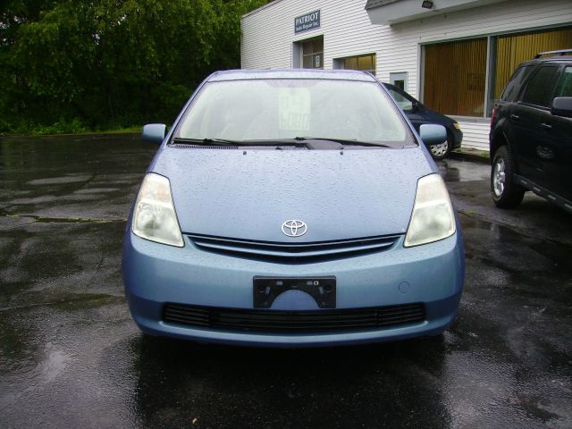 Toyota Prius 2004 photo 2