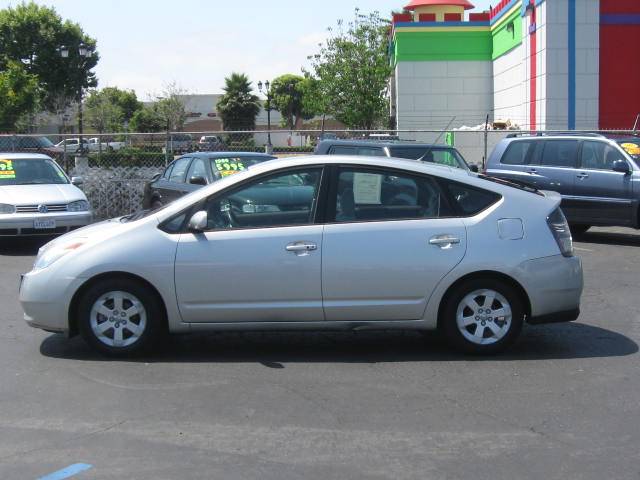 Toyota Prius Base Hatchback