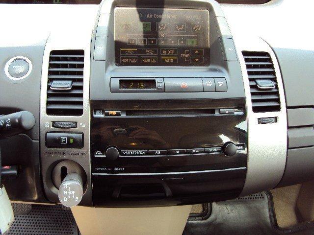 Toyota Prius 2004 photo 4