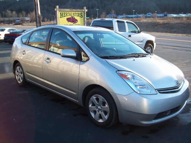 Toyota Prius 2004 photo 1