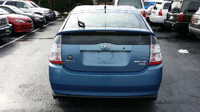 Toyota Prius 2004 photo 2