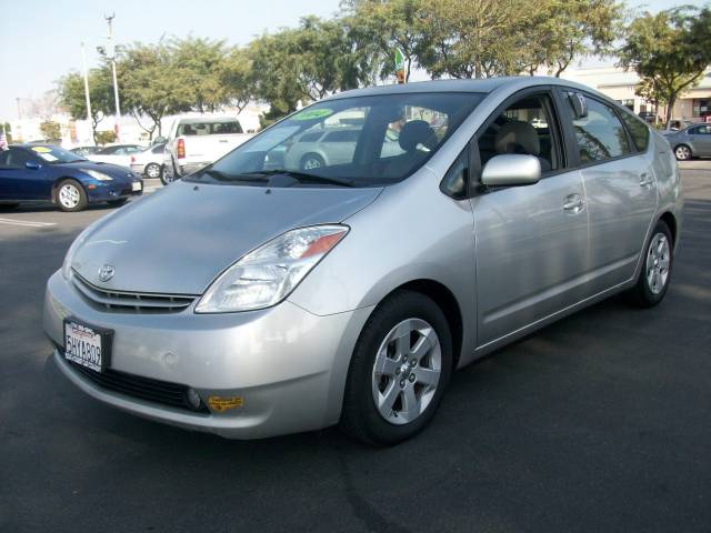Toyota Prius Base Hatchback