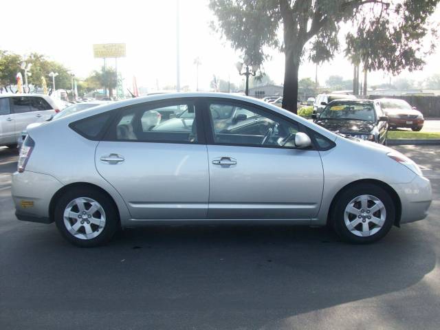 Toyota Prius 2004 photo 1
