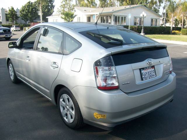 Toyota Prius 2004 photo 3