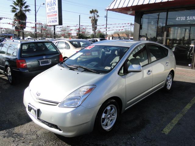 Toyota Prius Base Hatchback