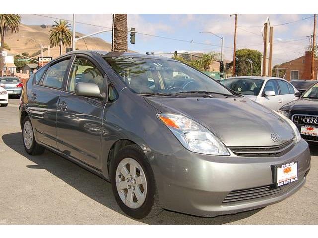 Toyota Prius 2004 photo 2