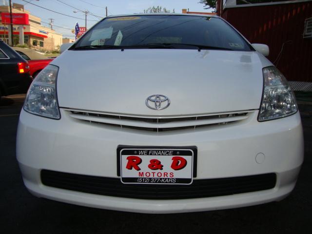 Toyota Prius 2004 photo 2