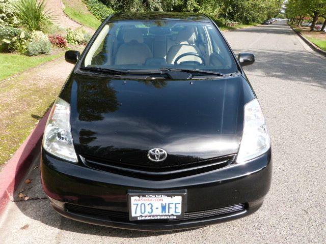 Toyota Prius 2004 photo 1