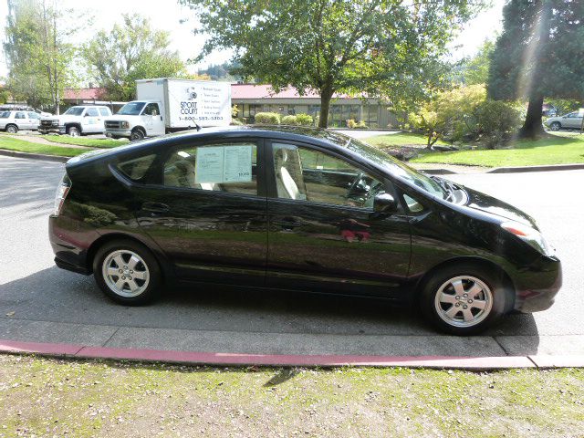 Toyota Prius 2004 photo 3