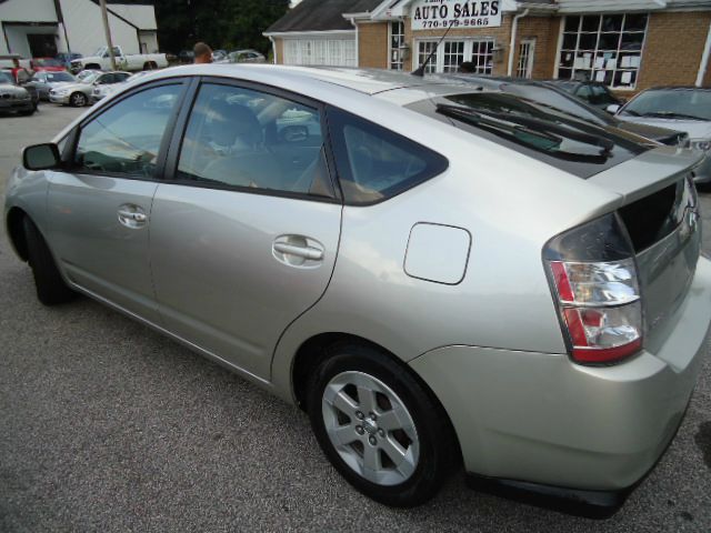 Toyota Prius 2005 photo 2