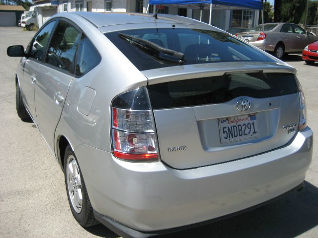 Toyota Prius 2005 photo 1