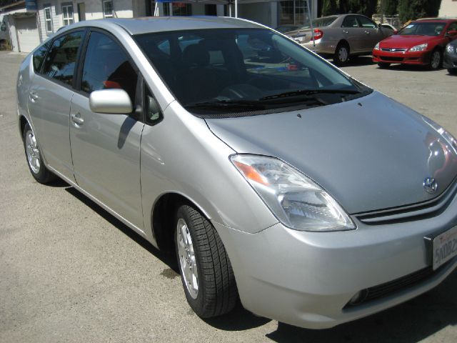 Toyota Prius 2005 photo 2