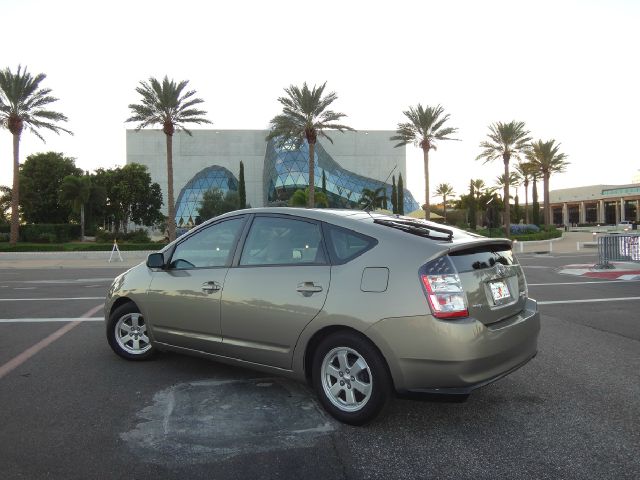 Toyota Prius 2005 photo 2