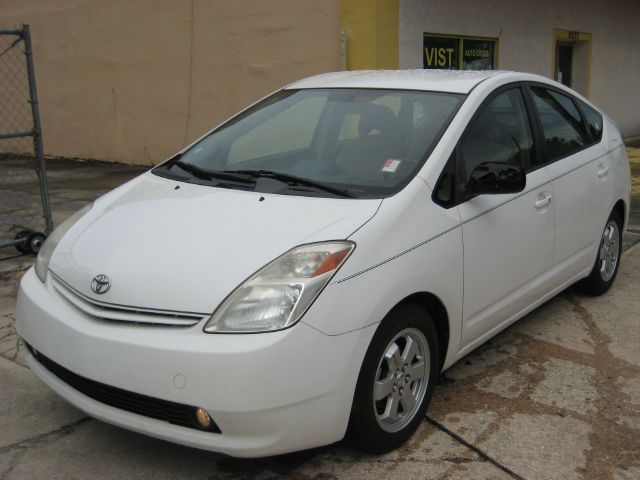 Toyota Prius 2005 photo 2
