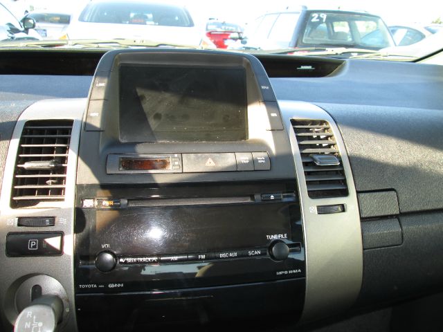 Toyota Prius XLT Crew 4x4 (marshalltown) Hatchback