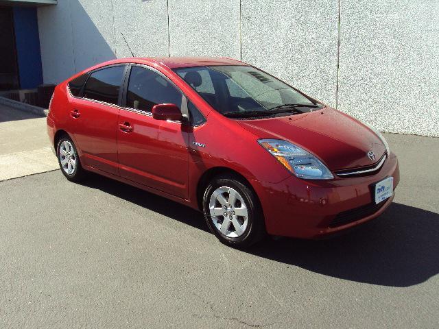 Toyota Prius Base Hatchback