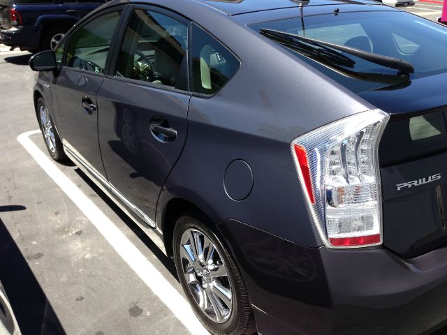 Toyota Prius 2010 photo 2