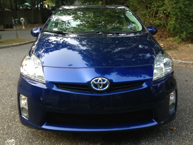 Toyota Prius 2010 photo 2