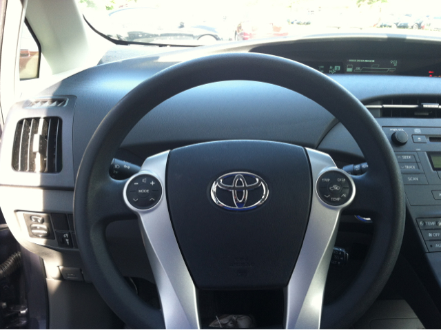 Toyota Prius 2010 photo 1