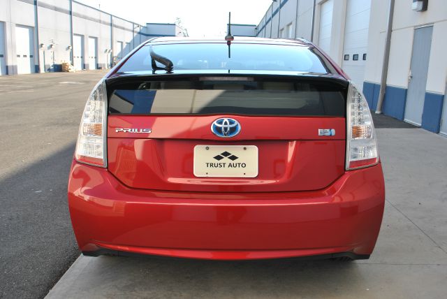 Toyota Prius 2010 photo 2
