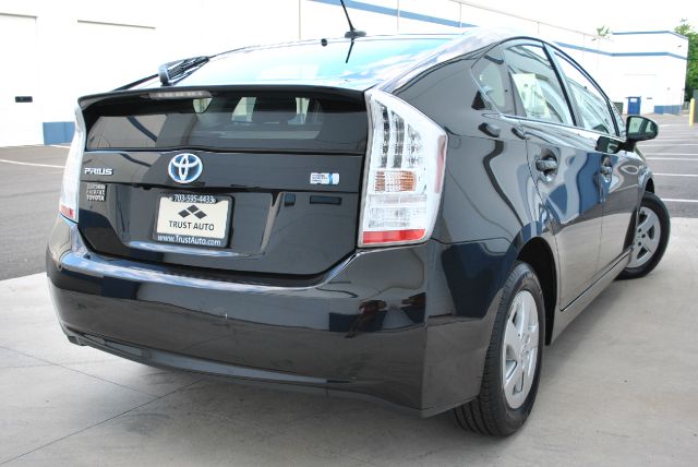 Toyota Prius 2010 photo 1
